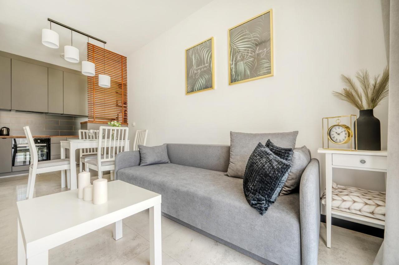 Retreat - Parking, Terrace & Garden - By Rentujemy Apartamento *