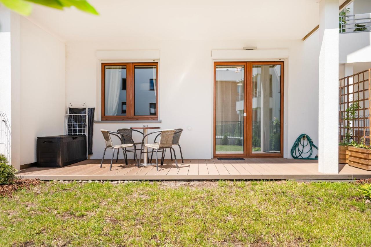 Retreat - Parking, Terrace & Garden - By Rentujemy Apartment *